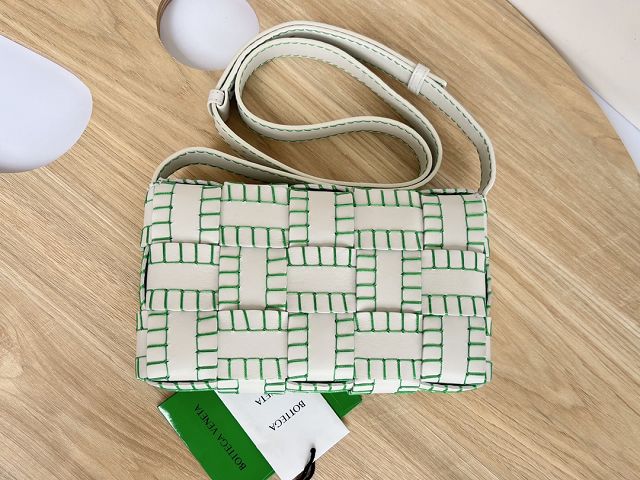 BV original lambskin cassette crossbody bag 691400 white&green