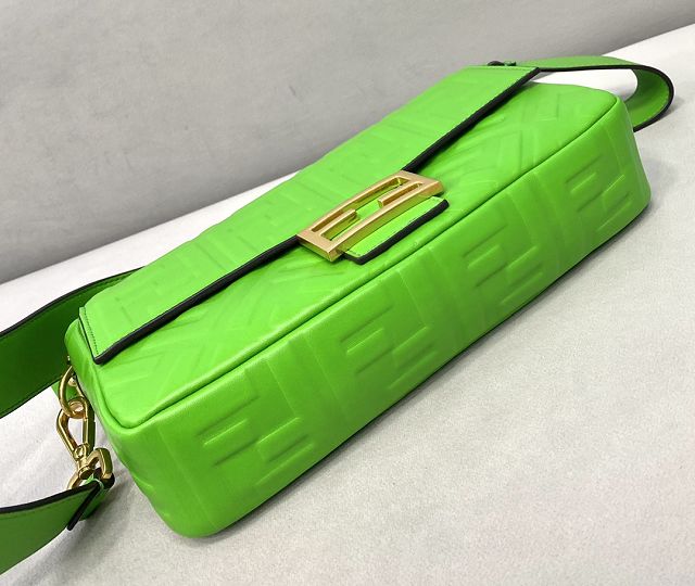 Fendi original lambskin medium baguette bag 8BR600 green