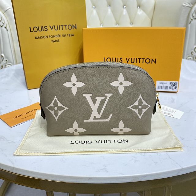 Louis vuitton original monogram calfskin cosmetic pouch M45951 grey