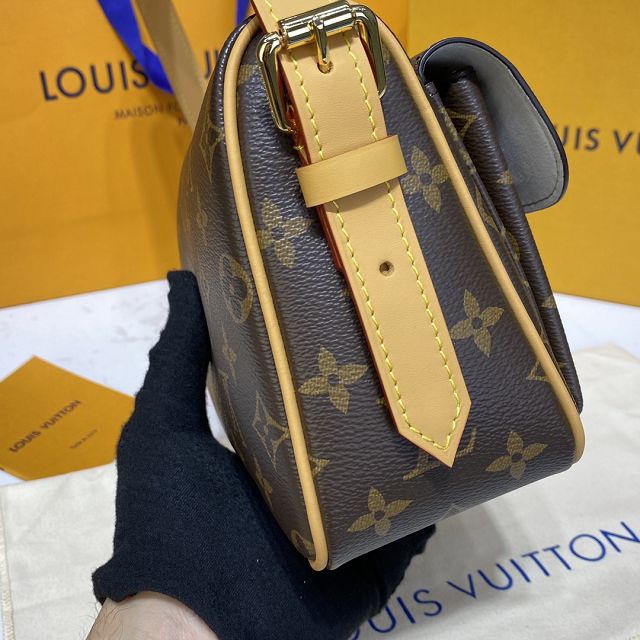 Louis vuitton original monogram canvas shoulder bag M60006