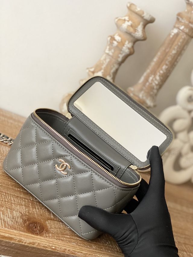 CC original lambskin vanity with chain AP2199 grey