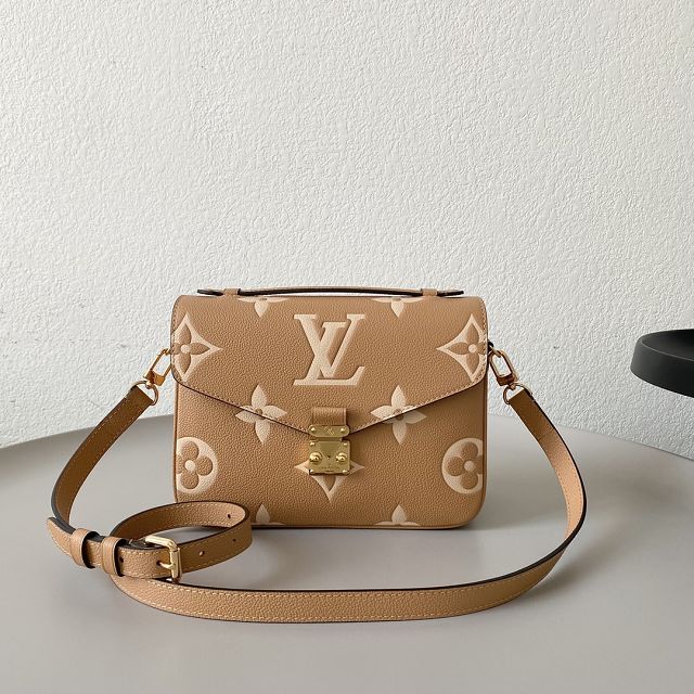 Louis vuitton original calfskin pochette metis M45773 arizona beige