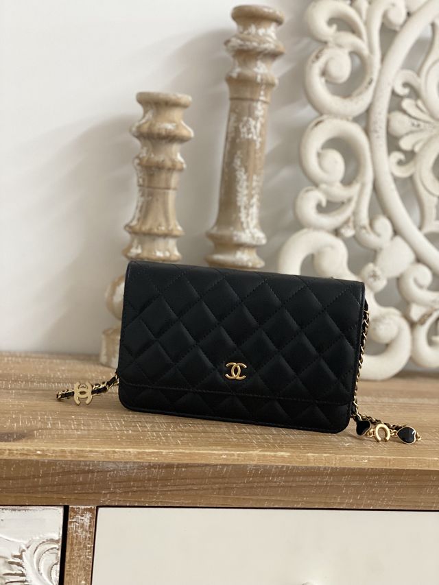 CC original lambskin wallet on chain AP3035 black