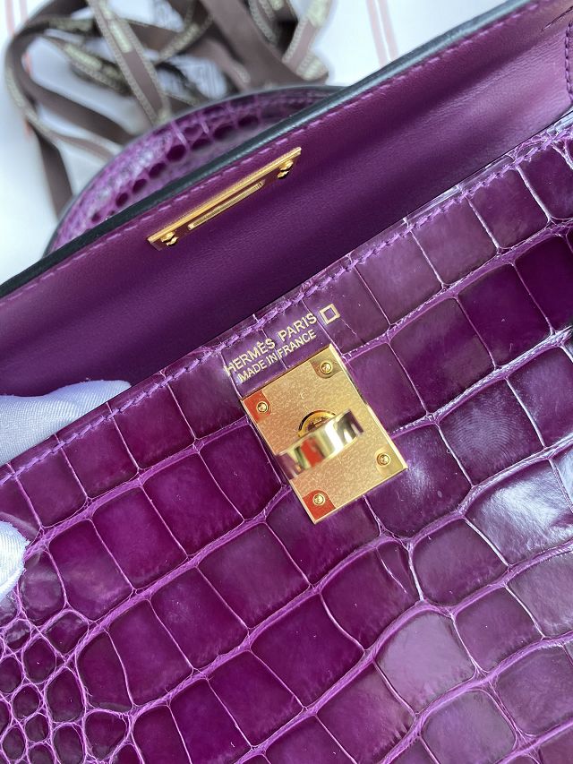 Hermes genuine crocodile leather mini kelly bag K0019 cassis