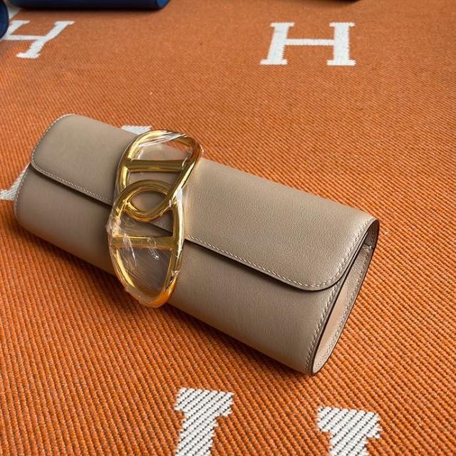 Hermes original swfit leather egee clutch E001 trench