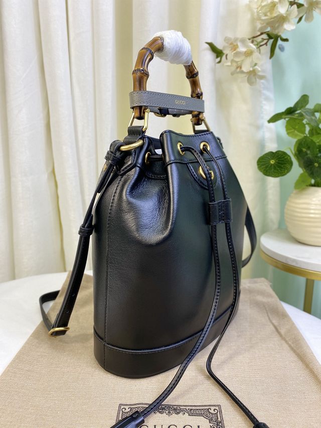 2023 GG original calfskin diana small bucket bag 724652 black