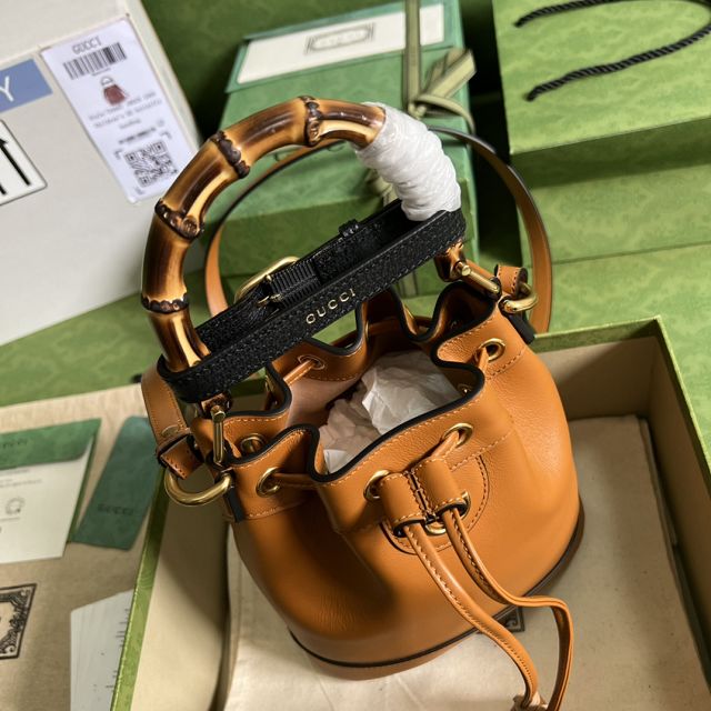 2023 GG original calfskin diana mini bucket bag 724667 brown