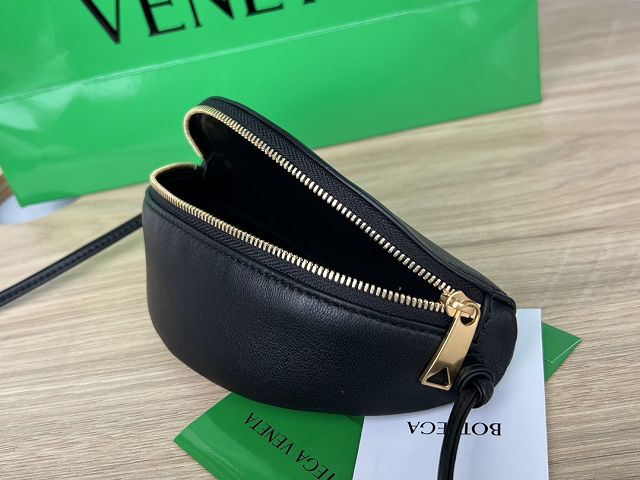 BV original lambskin pouch on strap 717429 black