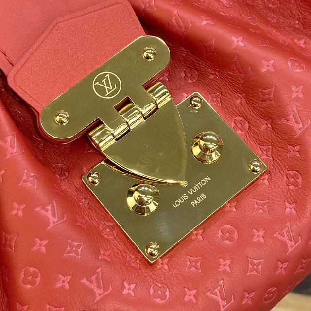 2023 Louis vuitton original calfskin clutch M22327 red