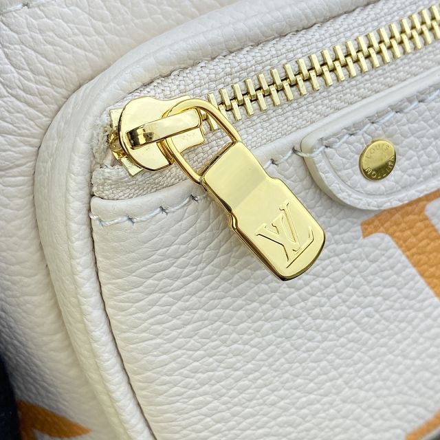 Louis vuitton original calfskin mini bumbag M82208 white