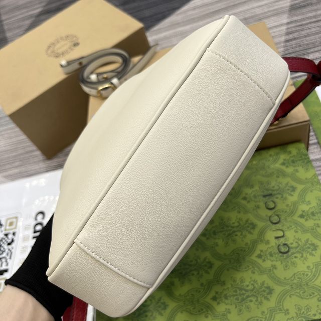 2023 GG original calfskin small diana shoulder bag 746251 white