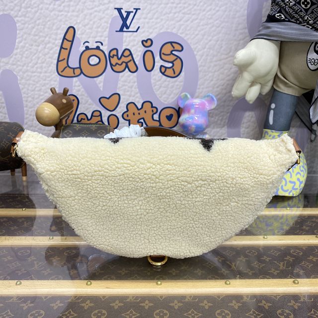 Louis vuitton original shearling bumbag M23715 white