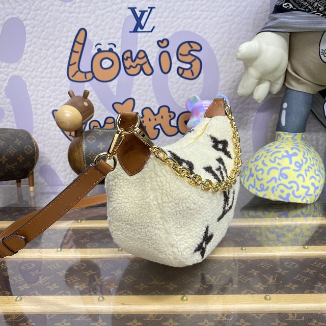 Louis vuitton original shearling over the moon bag M23321 white