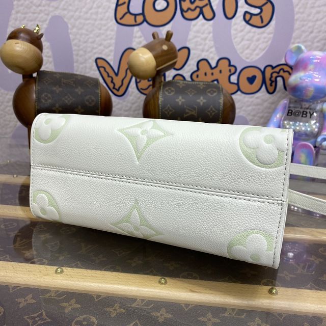 Louis vuitton original calfskin onthego pm M46833 white&green