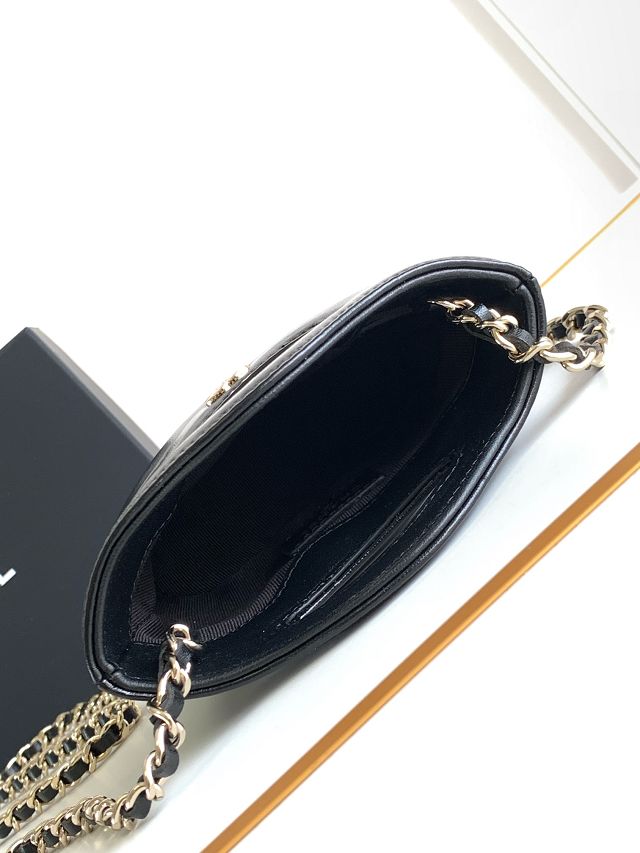 CC original shiny lambskin clutch with chain AP3924 black