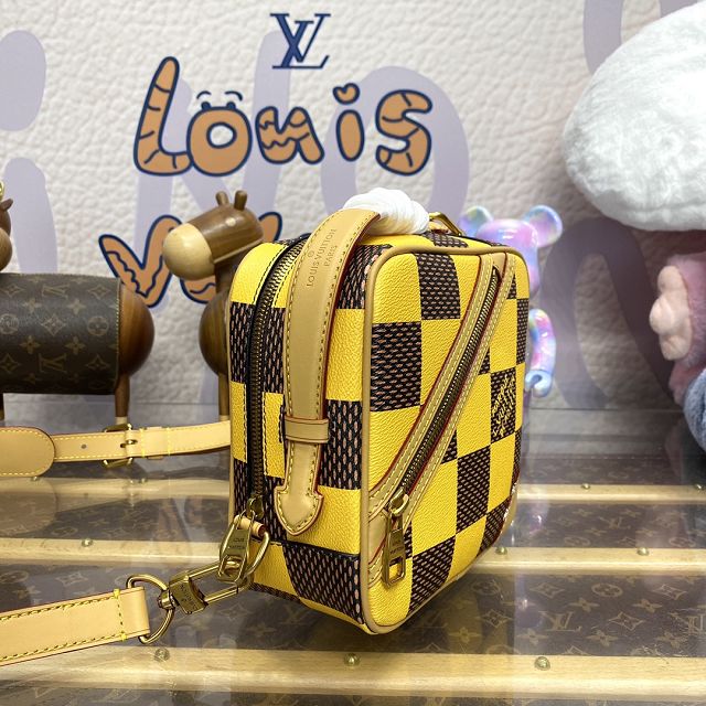 Louis vuitton original damier canvas chess messenger bag N40562 yellow