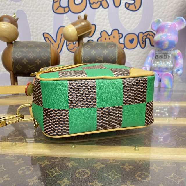 Louis vuitton original damier canvas chess messenger bag N40563 green