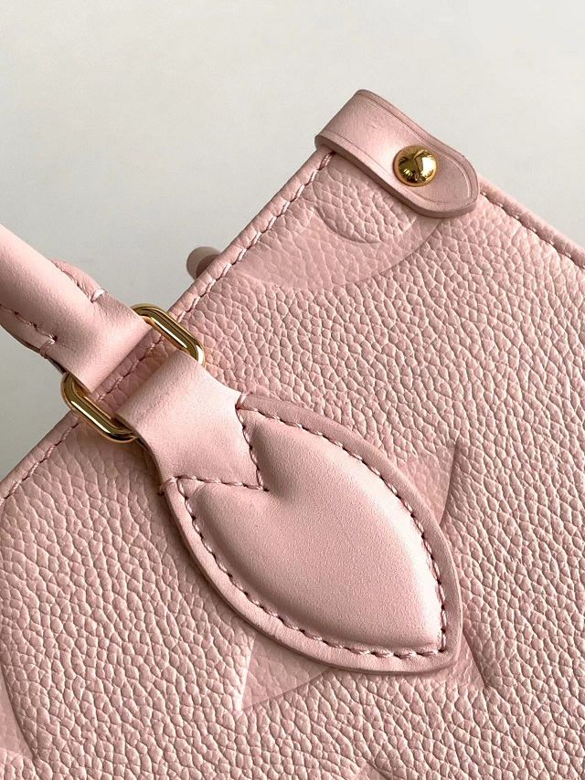 Louis vuitton original calfskin onthego pm M45653 light pink