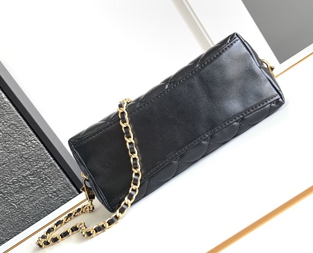 CC original calfskin clutch with chain AP3787 black