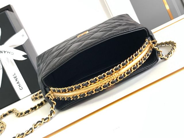 CC original grained calfskin clutch with chain AP4066 black