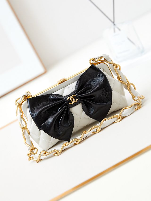 CC original lambskin clutch with chain AP4027 white&black