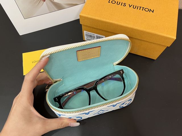 Louis vuitton original monogram canvas glasses case G10654