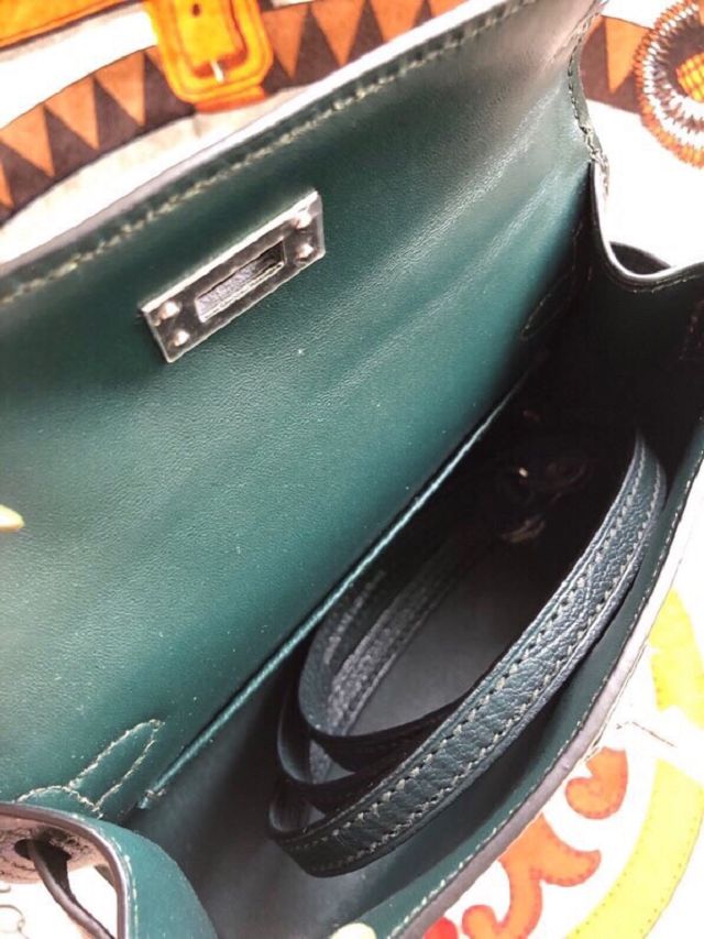 Hermes original goatskin mini kelly 19 bag KG0019 vert cypres