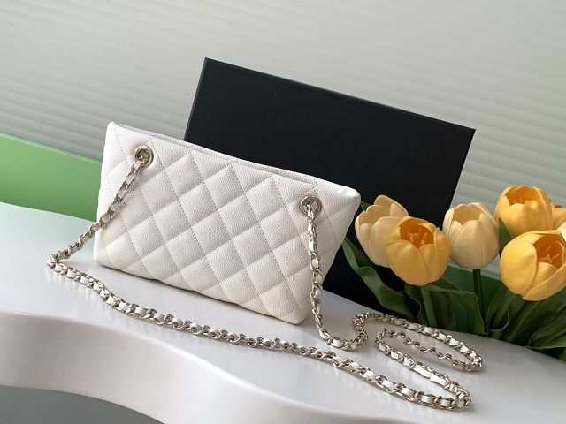 CC original grained calfskin clutch with chain AP4423 white