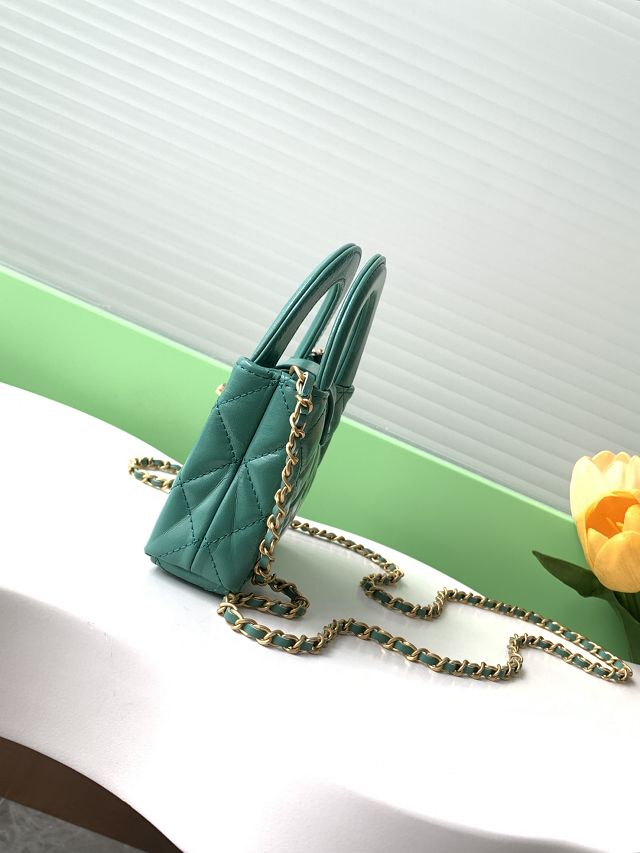 CC original calfskin clutch with chain AP3435 green