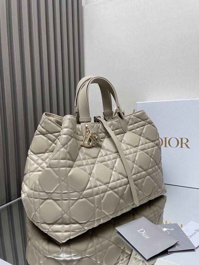 Dior original calfskin large toujours bag M2820 beige