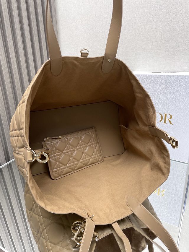 Dior original calfskin large toujours bag M2820 tan