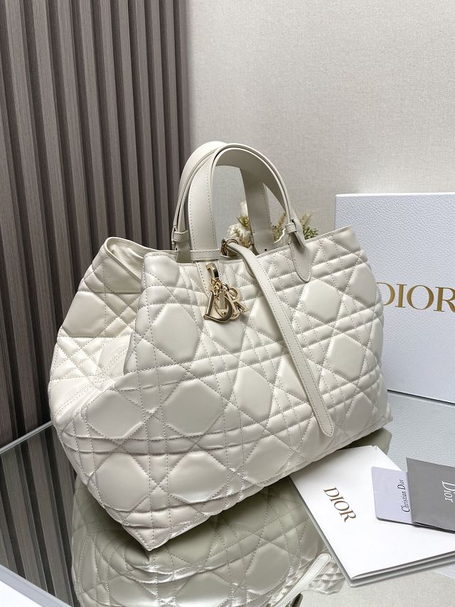 Dior original calfskin large toujours bag M2820 white