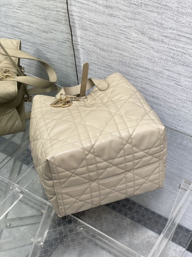 Dior original calfskin medium toujours bag M2821 beige