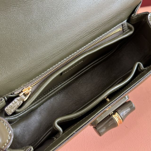 GG original calfskin bamboo diva medium bag 827750 green