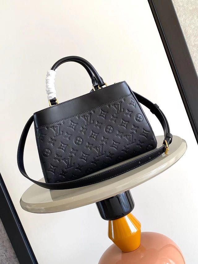 Louis vuitton original calfskin avenue pm handbag M25577 black