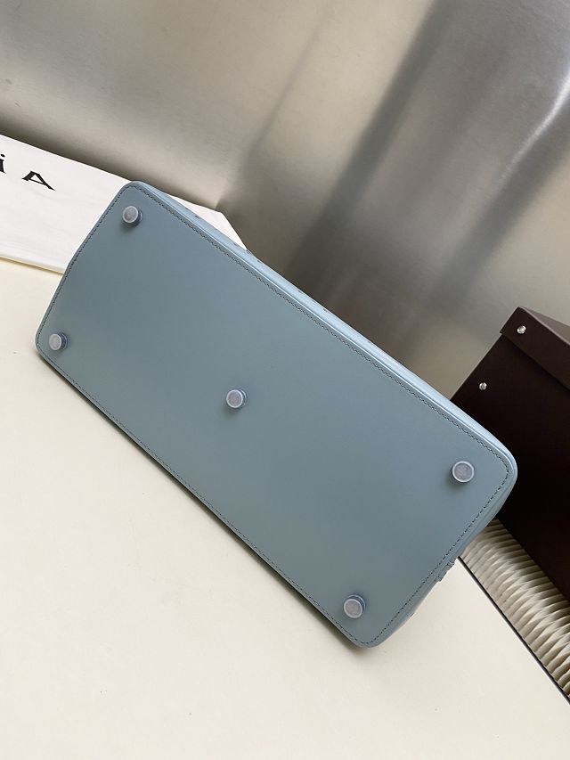 Alaia original vienne wave calfskin mina 32 bag AL0006 light blue