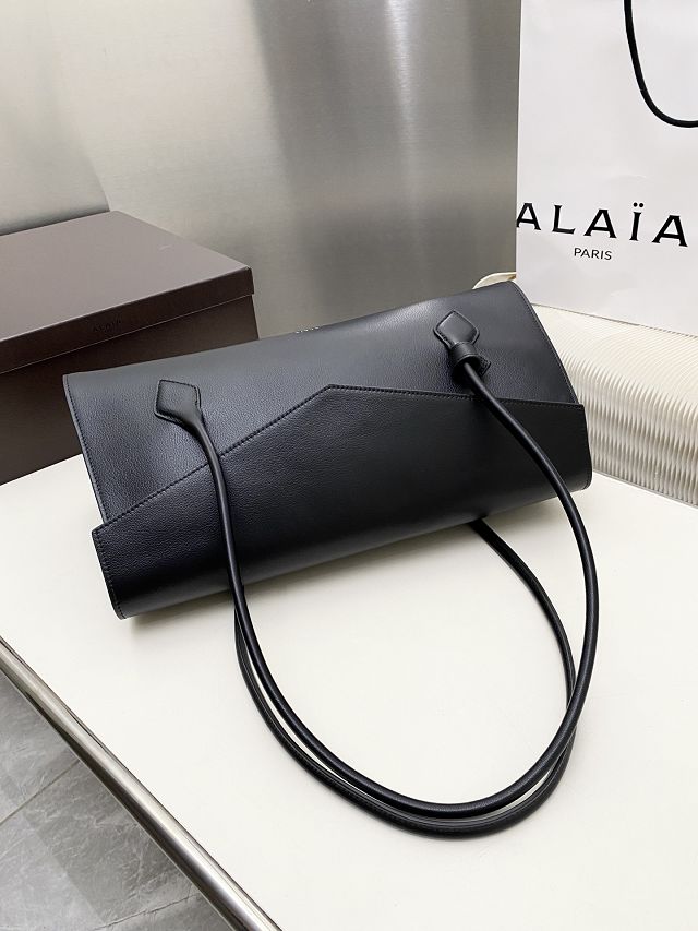 Alaia original calfskin teckel flap bag AL0011 black