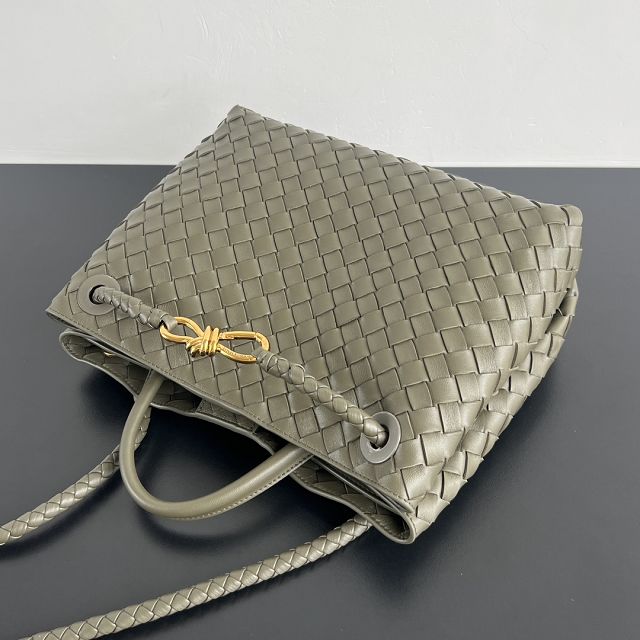 BV original lambskin small andiamo 743568 cypress