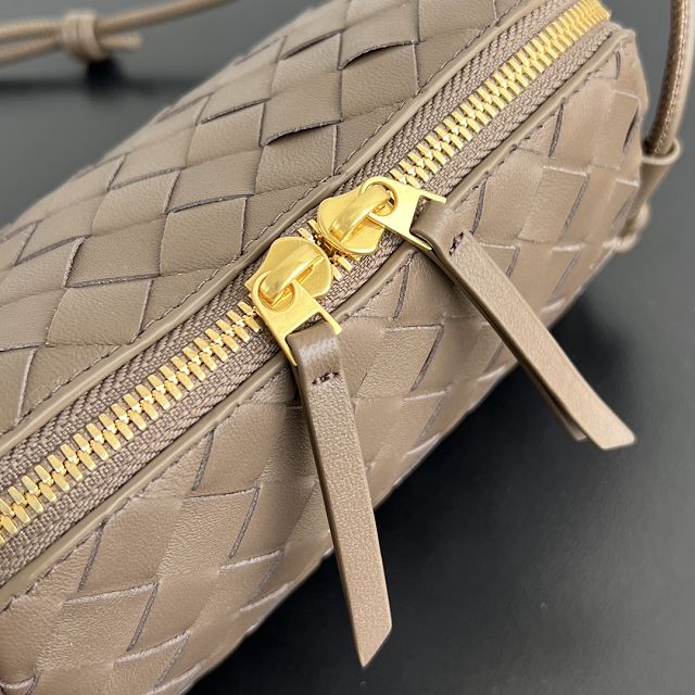 BV original lambskin concert pouch 794258 pinecone