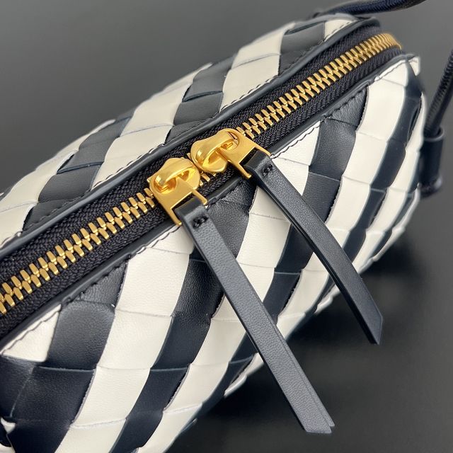 BV original lambskin concert pouch 794258 space