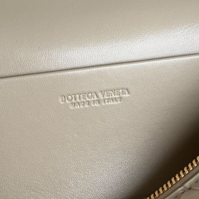 BV original calfskin bang bang vanity case 789109 porridge