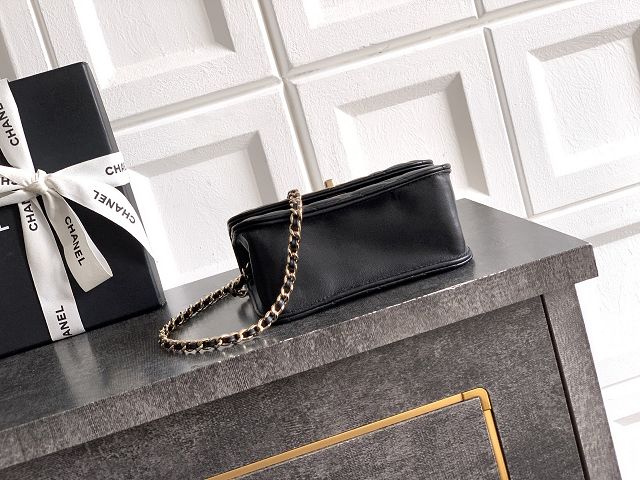 CC original lambskin mini clutch with chain AP4975