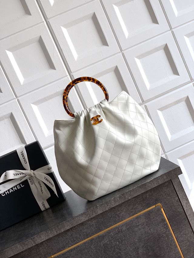 CC original lambskin medium hobo bag AS6010 white