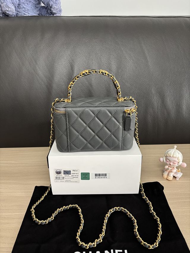 CC original grained calfskin vanity with chain AP5183 