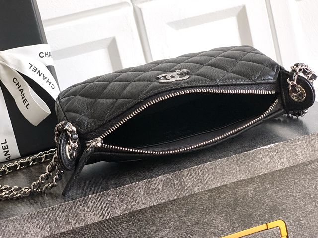 CC original grained calfskin clutch with chain AP4704 black