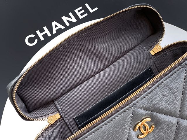 CC original grained calfskin vanity with chain AP4936 grey