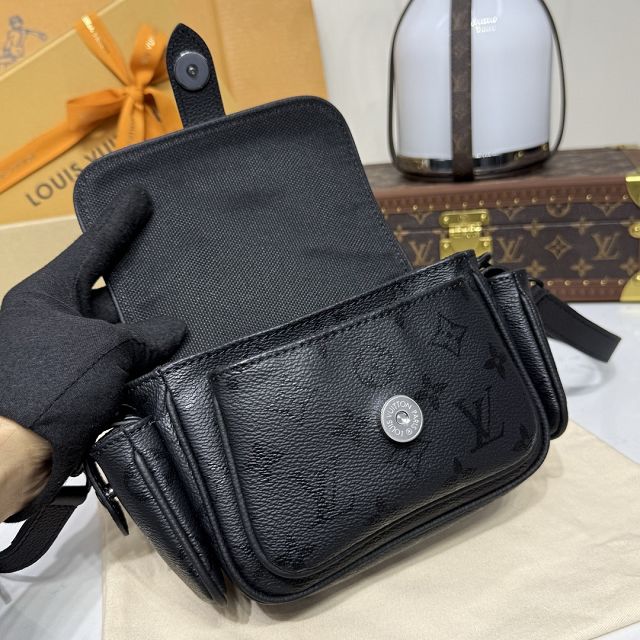 Louis vuitton original calfskin cargo wearable wallet M26726 black