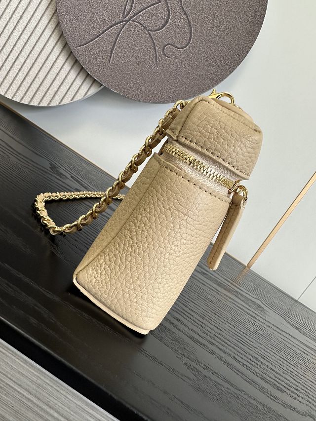 CC grained calfskin small vanity with chain AP5346 beige