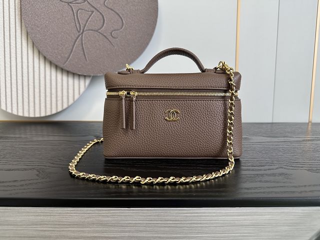 CC grained calfskin small vanity with chain AP5346 light brown