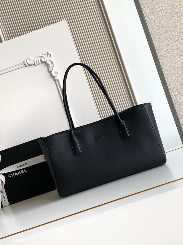 CC calfskin small tote bag AS6243 black